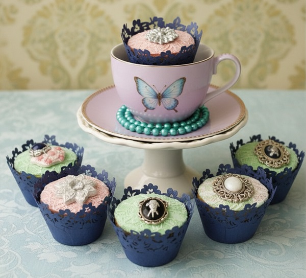 Fincanlardan Dekoratif Ev Süsleri Yapımı