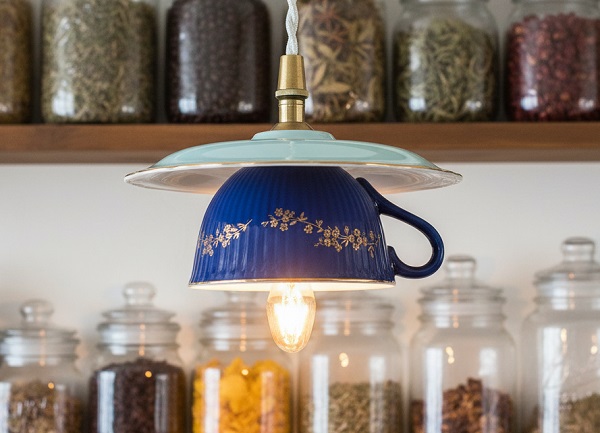 Fincanlardan Dekoratif Ev Süsleri Yapımı