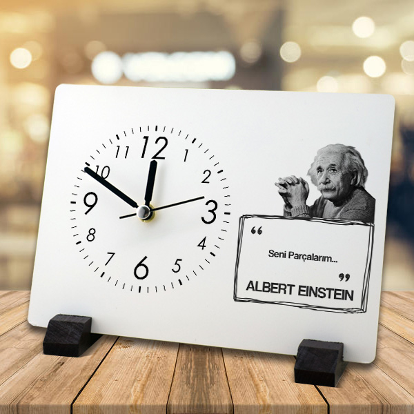 Albert Einstein Esprili Masa Saati