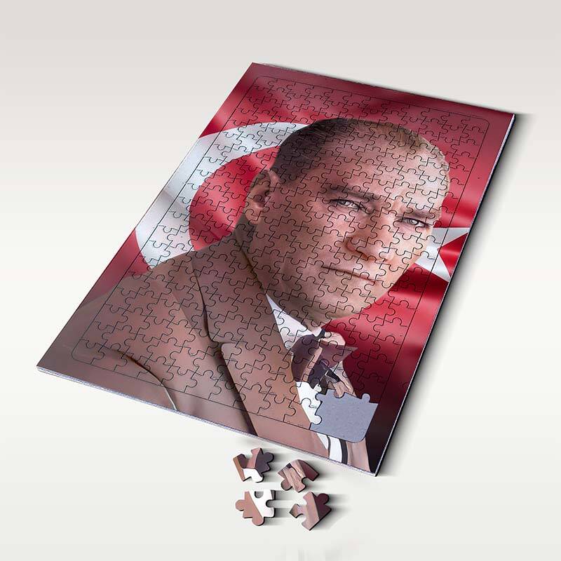 Atatürk Resimli 130 Parça Puzzle