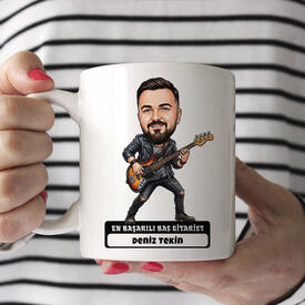  - Bas Gitarist Müzisyen Erkek Karikatürlü Kupa Bardak