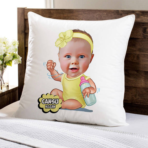 Biberonlu Bebek Karikatürlü Yastık