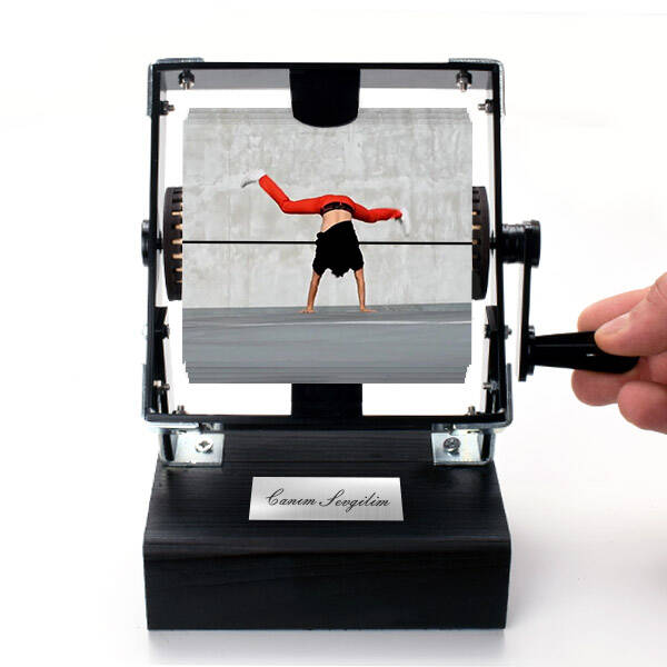 Dansçı Tasarımlı Gif Film Makinesi