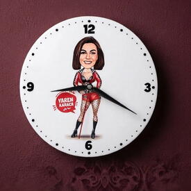  - Deri Kıyafetli Havalı Kadın Karikatürlü Duvar Saati