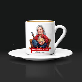 Dizi Bağımlısı Anne Karikatürlü Kahve Fincanı - Thumbnail