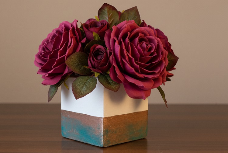 El Yapımı Dekoratif Gül