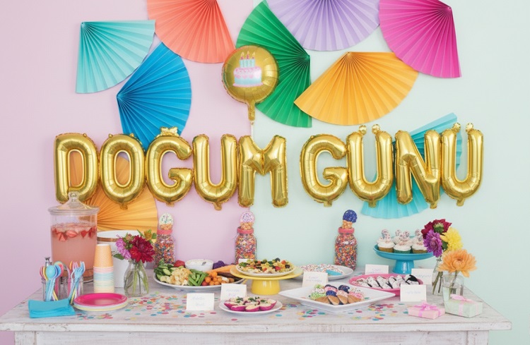 El Yapımı Doğum Günü Süsleri