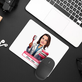  - En Başarılı Kadın Diş Doktoru Karikatürlü Mousepad