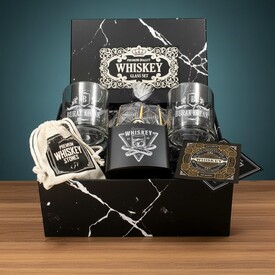  - Erkeğe Hediye Viski Kadehleri ve İçki Matarası Hediye Kutusu