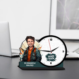  - Erkek Balıkçı Karikatürlü MDF Masa Saati