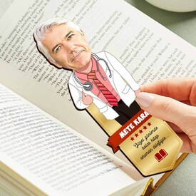 Erkek Doktor Karikatürlü Kitap Okuma Ayracı - Thumbnail