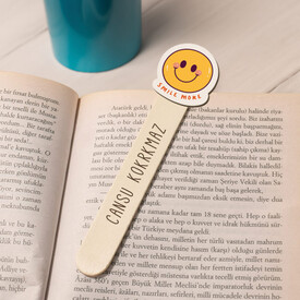 Gülen Emoji İsimli Ahşap Kitap Okuma Ayracı - Thumbnail