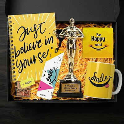  - Gülmek Sana Çok Yakışıyor Hediye Kutusu