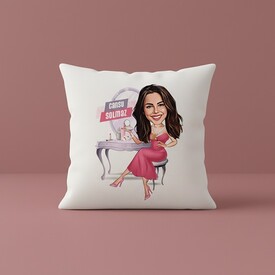  - Güzelliğine Önem Veren Kadın Karikatürlü Yastık