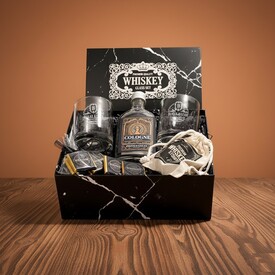  - İkili Viski Kadehleri ve Erkeğe Hediye Kolonya Hediye Kutusu