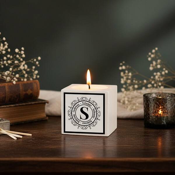 İsim ve Baş Harfline Özel Beton Mum