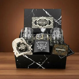 - İsim Yazılı Viski Bardakları ve İçki Matarası Hediyelik Set