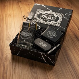  - İsme Özel Viski Bardağı Çakmak ve Sigaralık Hediye Kutusu