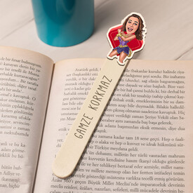 Kadın Kahraman Karikatürlü Çubuk Kitap Ayracı - Thumbnail