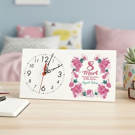  - Kadınlar Günü için Özel Tasarlanmış Elegan Masa Saati