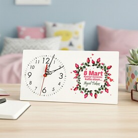  - Kadınlar Günü için Tasarlanmış Şık Masa Saati