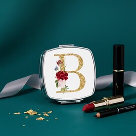  - Kadınlara İsim Baş Harfli Makyaj Aynası