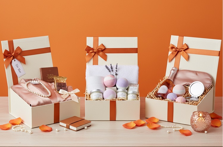 Kadınlara Özel Hediye Kutuları