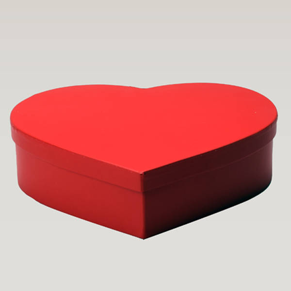 Kalp Şeklinde Kırmızı Hediye Kutuları
