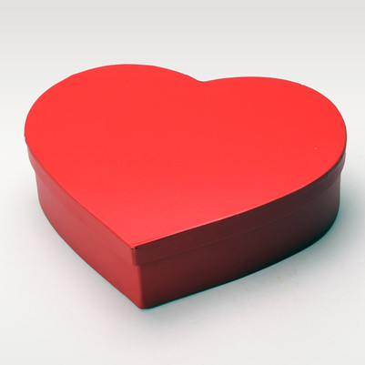 Kalp Şeklinde Kırmızı Hediye Kutuları - Thumbnail