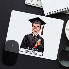  - Karikatürlü Diplomalı Erkek Üniversiteli Öğrenci Mousepad