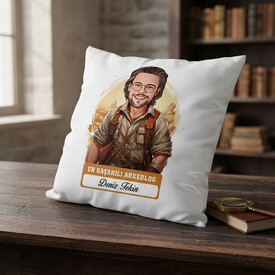  - Karikatürlü En Başarılı Erkek Arkeolog Yastık