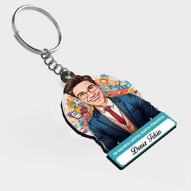  - Karikatürlü - Erkek Medya Yöneticisi İsimli Anahtarlık