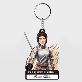  - Karikatürlü - Kadın Eskrimci İsimli Anahtarlık