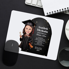  - Karikatürlü Kız İlkokul Öğrencisi Mezuniyet Mousepad