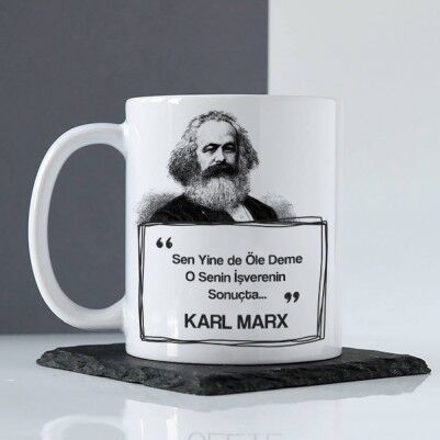 Karl Marx Esprili Kahve Kupası - Thumbnail