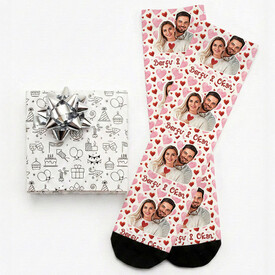 Kişiye Özel 4 Fotoğraflı ve İsimli Kalpli Çorap - Thumbnail