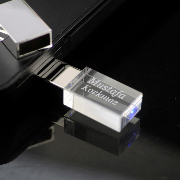 Kişiye Özel LED Işıklı USB Bellek