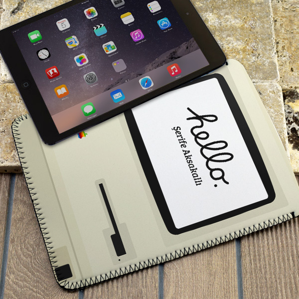 Macintosh Tasarımlı iPad Kılıfı