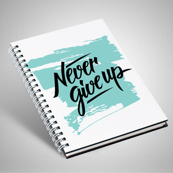 Never Give Up Motto Defter