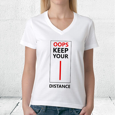 Oops Keep Your Distance Unisex Tişört - Thumbnail