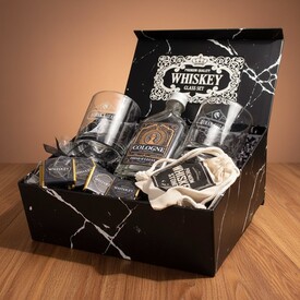  - Özel Tasarım İkili Viski Bardağı ve Kolonya Hediye Kutusu