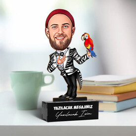 Papağanı Olan Erkek Karikatürlü Biblo - Thumbnail