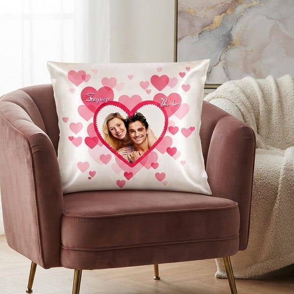 Romantik Pembe Kalpler Kare Yastık - 1