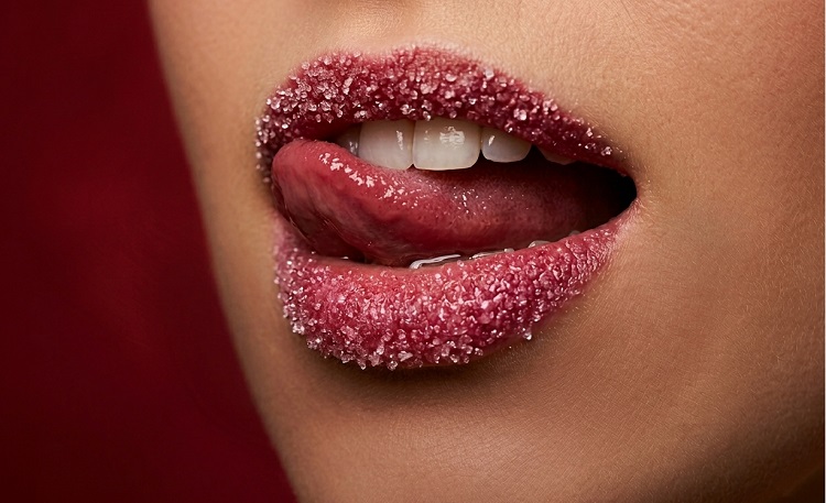 Sevgiliye Ateşli Mesajlar