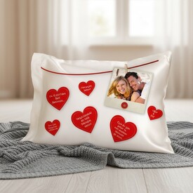  - Sevgiliye Özel Mesajlı Kalpler Yastık