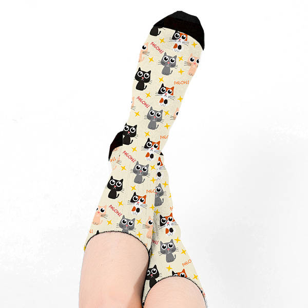 Sevimli Kedicik Tasarımlı Kadın Çorap