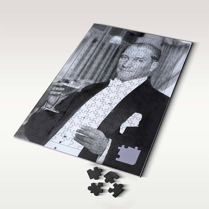 Siyah Beyaz Atatürk Resimli 130 Parça Puzzle