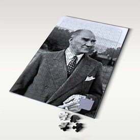 Siyah Beyaz Atatürk Resimli Puzzle - Thumbnail