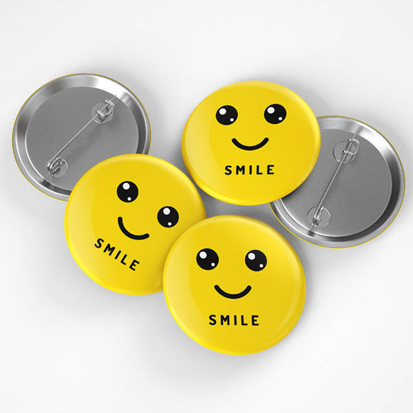 Smile Emoji Tasarımlı Buton Rozet