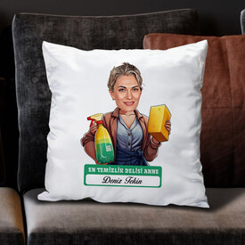  - Temizlik Delisi Anne Karikatürlü Yastık